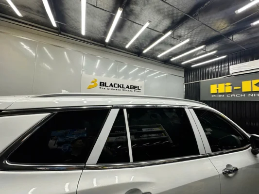 duy nam auto thi cong phim cach nhiet black label 10 Phim cách nhiệt Black Label