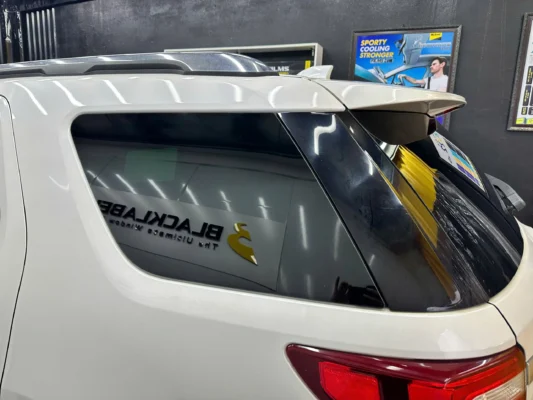 duy nam auto thi cong phim cach nhiet black label 25 Phim cách nhiệt Black Label