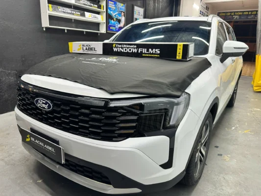 duy nam auto thi cong phim cach nhiet black label 34 Phim cách nhiệt Black Label